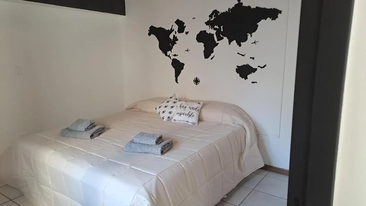 فندق مبيت وإفطار ميندوزا Migaloo Guest House