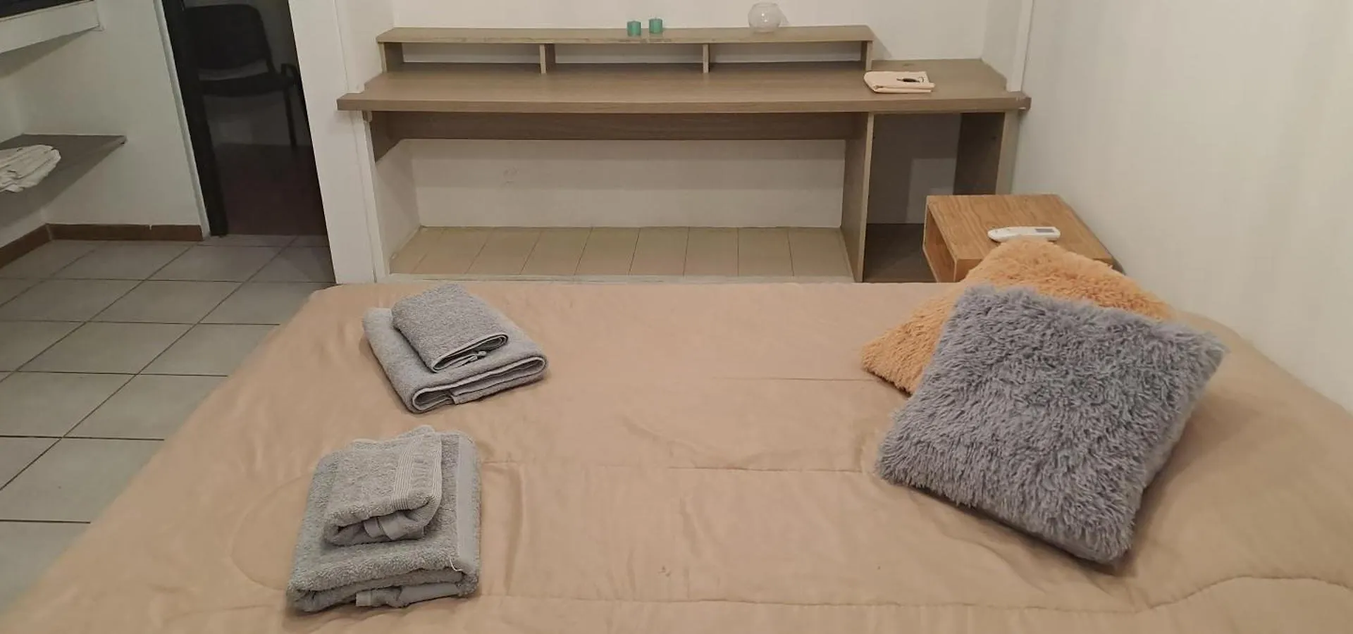 ميندوزا Migaloo Guest House